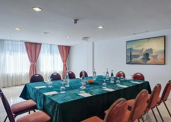 Hotel Nh Imperial Playa 4*